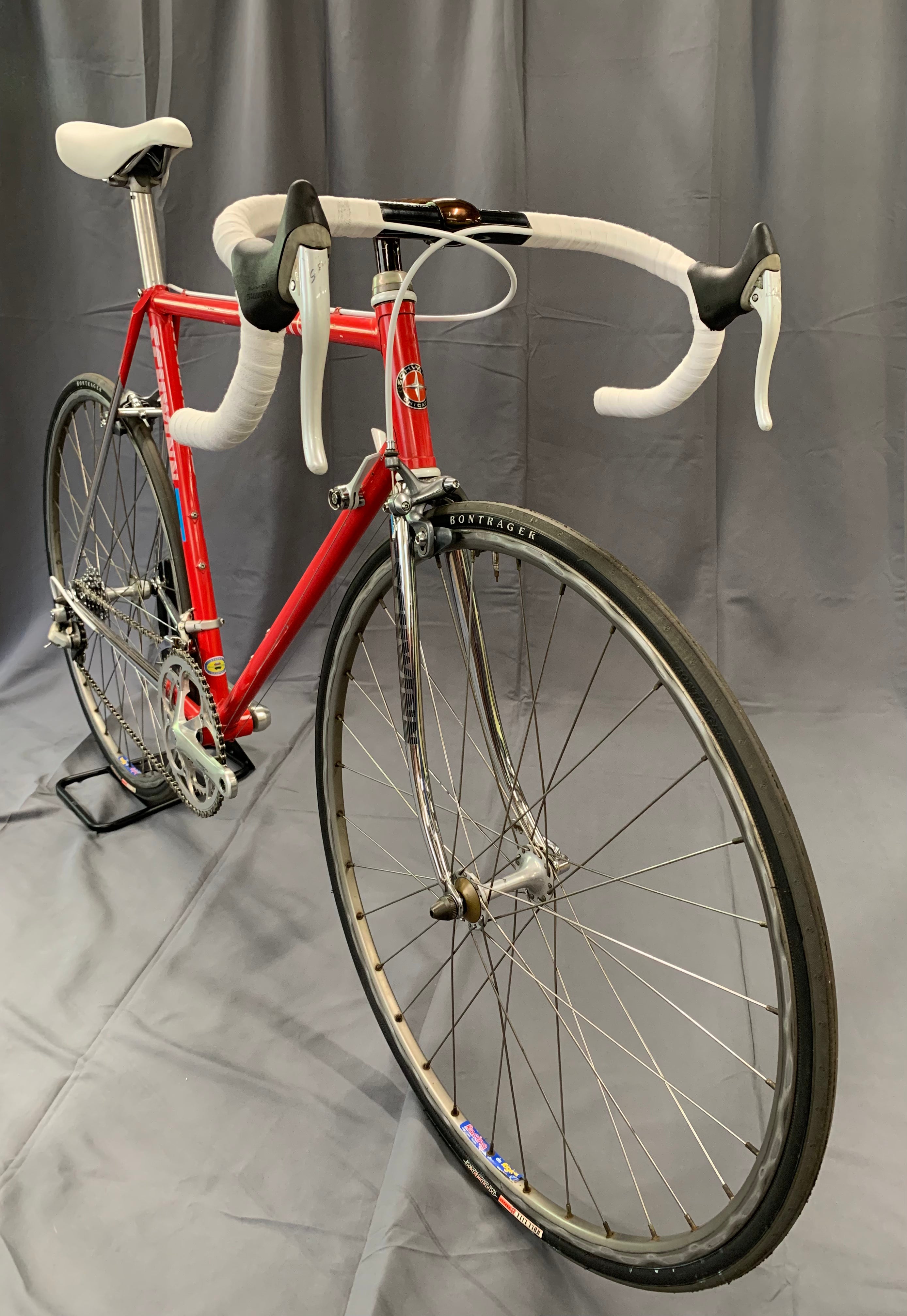 Schwinn circuit top road bike